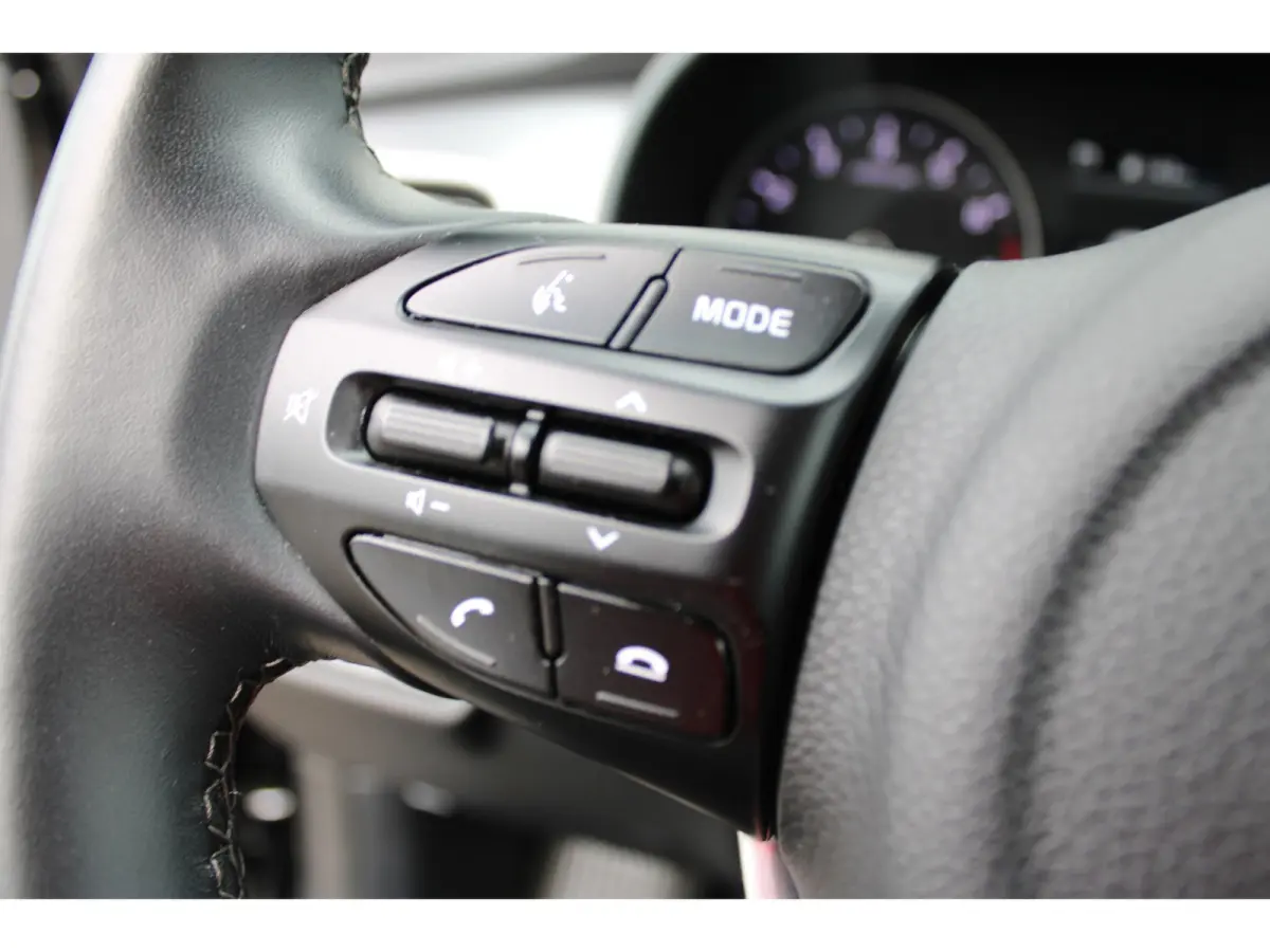 1.0 T-GDi MHEV DynamicLine Automaat | NAVI | CLIMA | CARPLAY/ANDROID