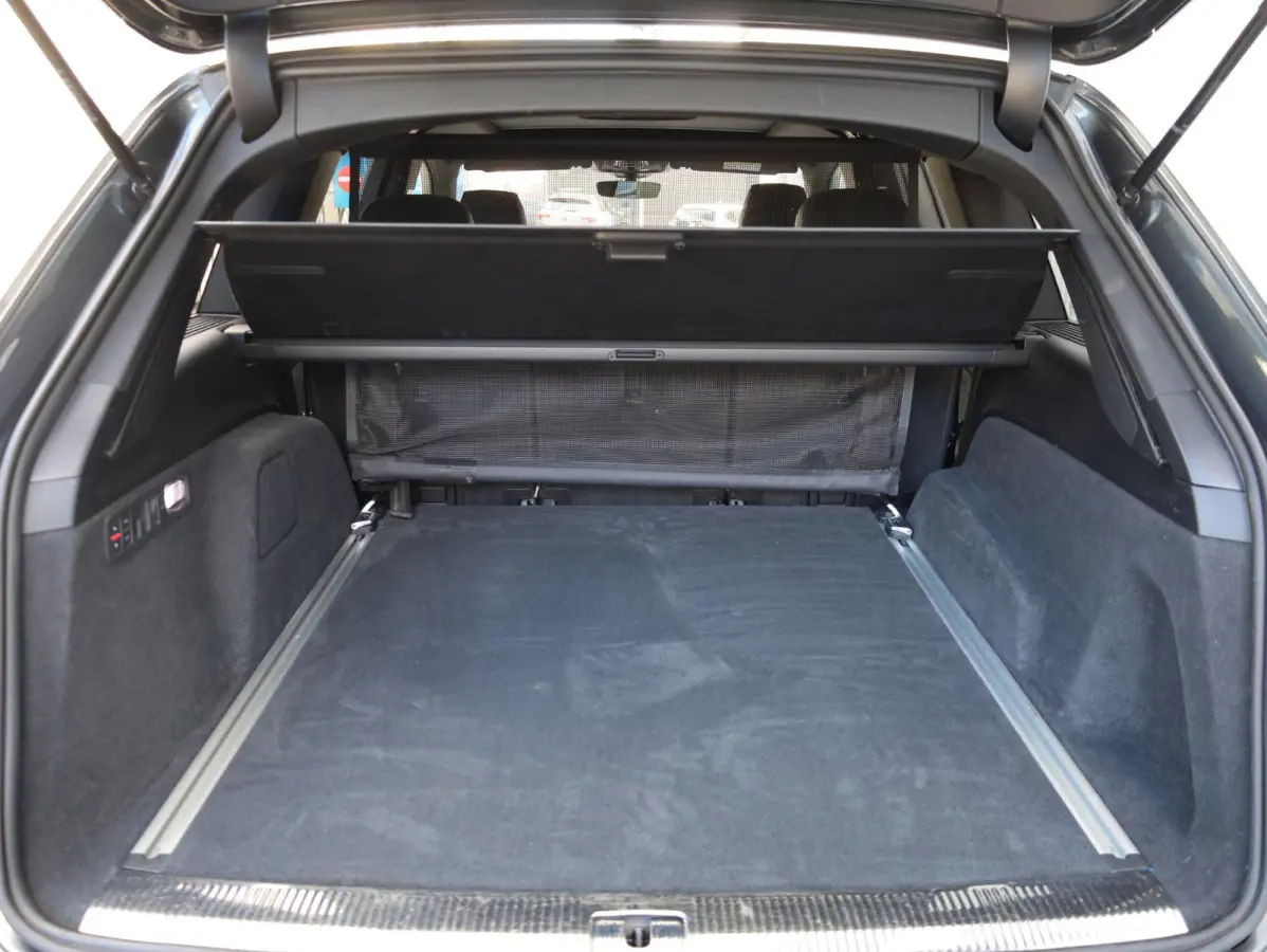 55 TFSI e quattro S-Line 381PK | Panodak | Leer Valcona | RS Seats | B&O | HuD | Nightvision | Memory | Keyless | Trekhaak |