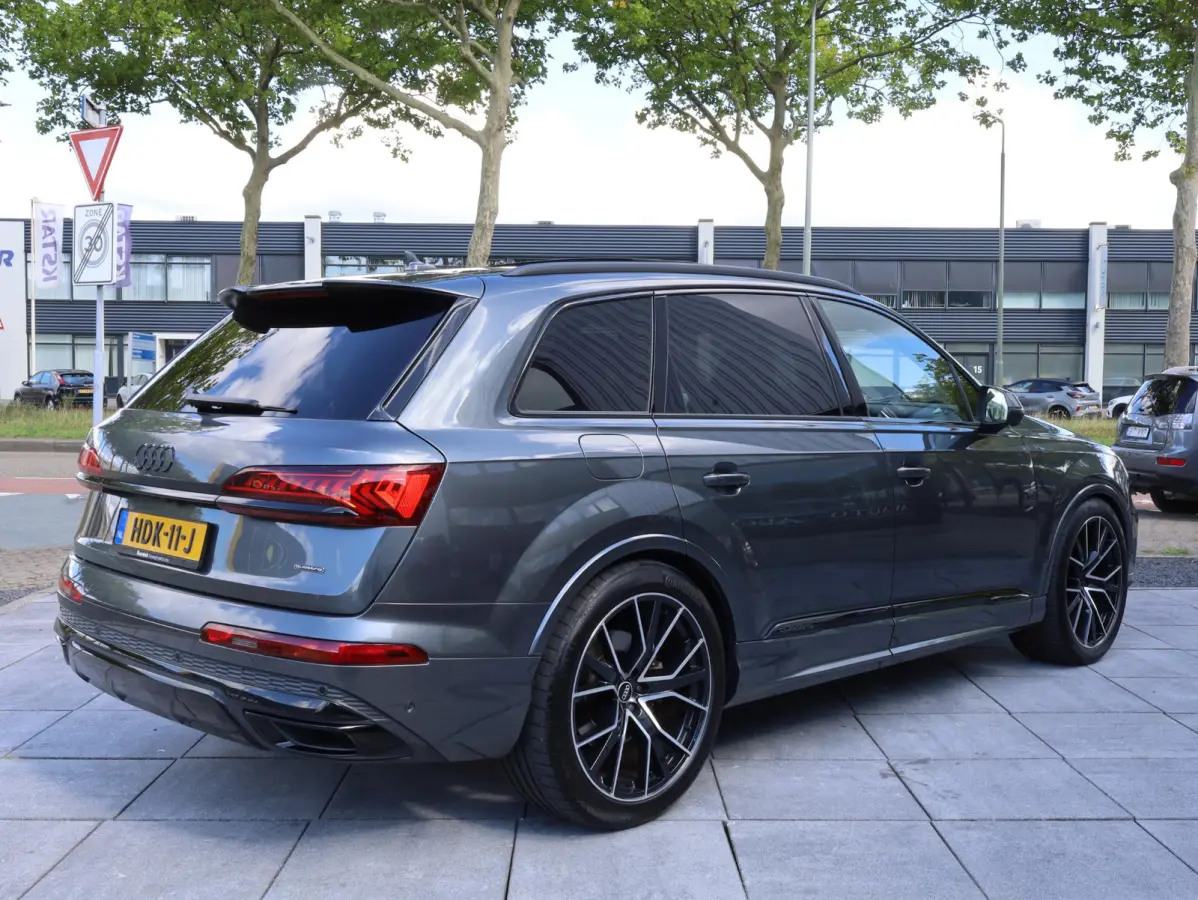 55 TFSI e quattro S-Line 381PK | Panodak | Leer Valcona | RS Seats | B&O | HuD | Nightvision | Memory | Keyless | Trekhaak |