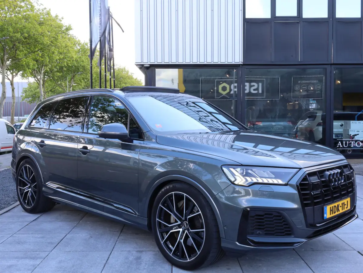 55 TFSI e quattro S-Line 381PK | Panodak | Leer Valcona | RS Seats | B&O | HuD | Nightvision | Memory | Keyless | Trekhaak |