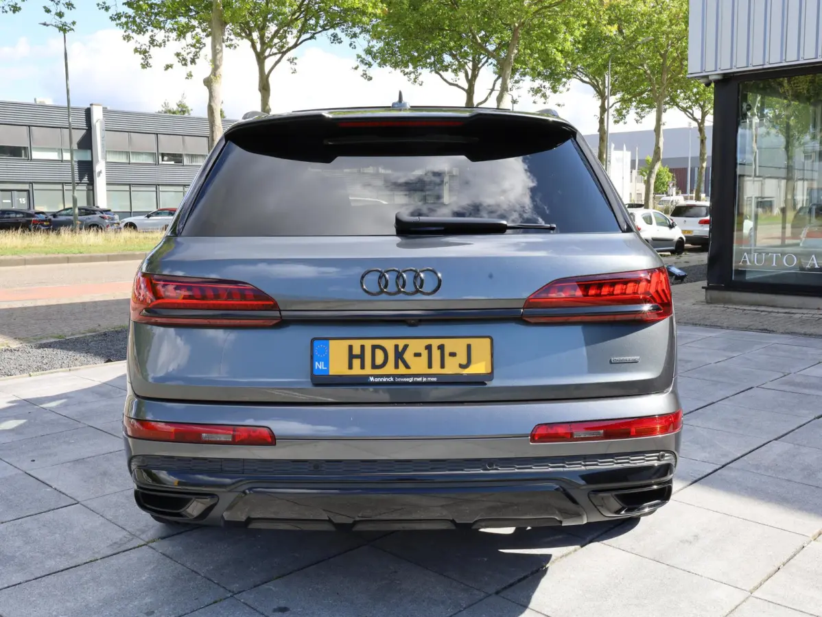 55 TFSI e quattro S-Line 381PK | Panodak | Leer Valcona | RS Seats | B&O | HuD | Nightvision | Memory | Keyless | Trekhaak |