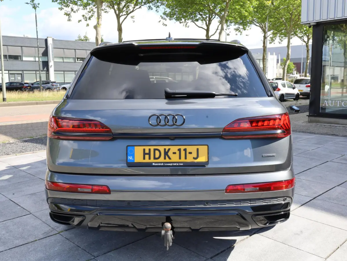 55 TFSI e quattro S-Line 381PK | Panodak | Leer Valcona | RS Seats | B&O | HuD | Nightvision | Memory | Keyless | Trekhaak |
