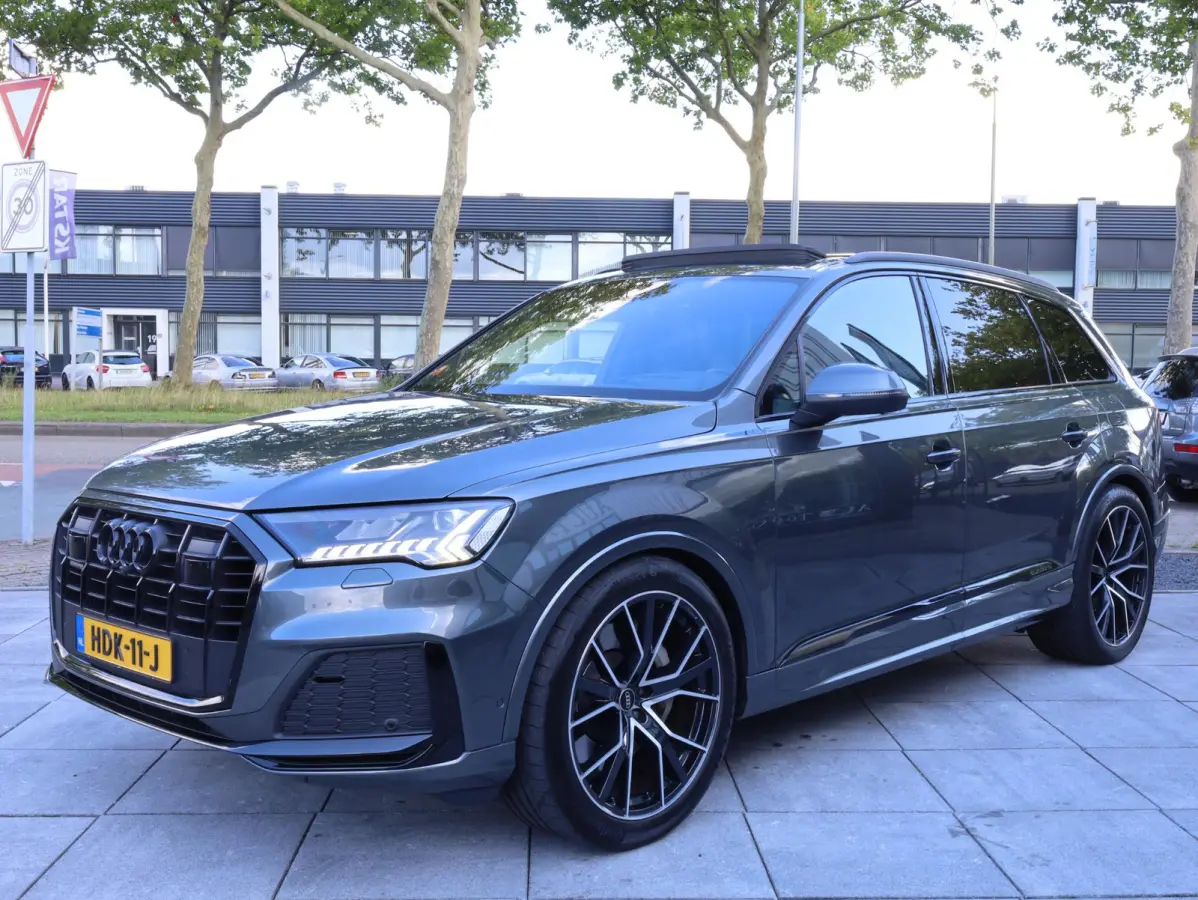 55 TFSI e quattro S-Line 381PK | Panodak | Leer Valcona | RS Seats | B&O | HuD | Nightvision | Memory | Keyless | Trekhaak |