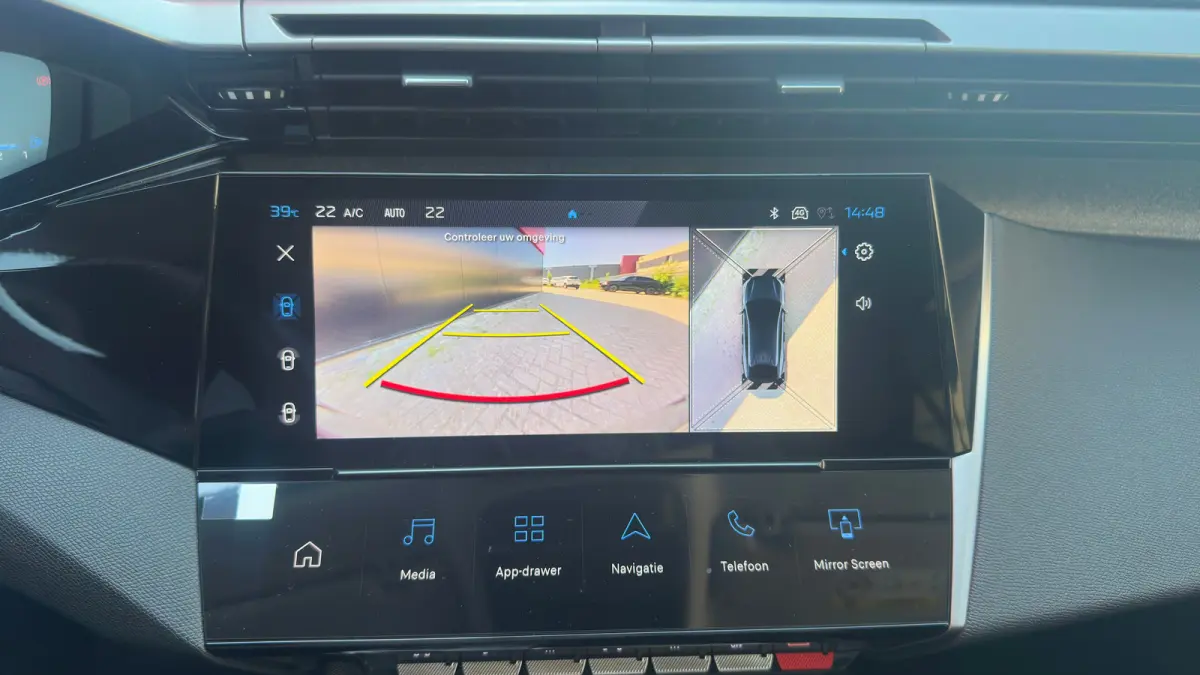 1.2 Allure Hybrid 145 | Apple Carplay/Android Auto | Camera | Adaptieve Cruise | Getint Glas | Navigatie | Climate Control | Draadloze telefoonlader | | Achterbank in delen neerklapbaar | Ac