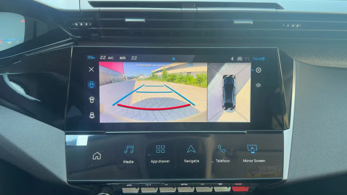 1.2 Allure Hybrid 145 | Apple Carplay/Android Auto | Camera | Adaptieve Cruise | Getint Glas | Navigatie | Climate Control | Draadloze telefoonlader | | Achterbank in delen neerklapbaar | Ac
