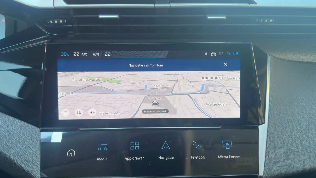 1.2 Allure Hybrid 145 | Apple Carplay/Android Auto | Camera | Adaptieve Cruise | Getint Glas | Navigatie | Climate Control | Draadloze telefoonlader | | Achterbank in delen neerklapbaar | Ac
