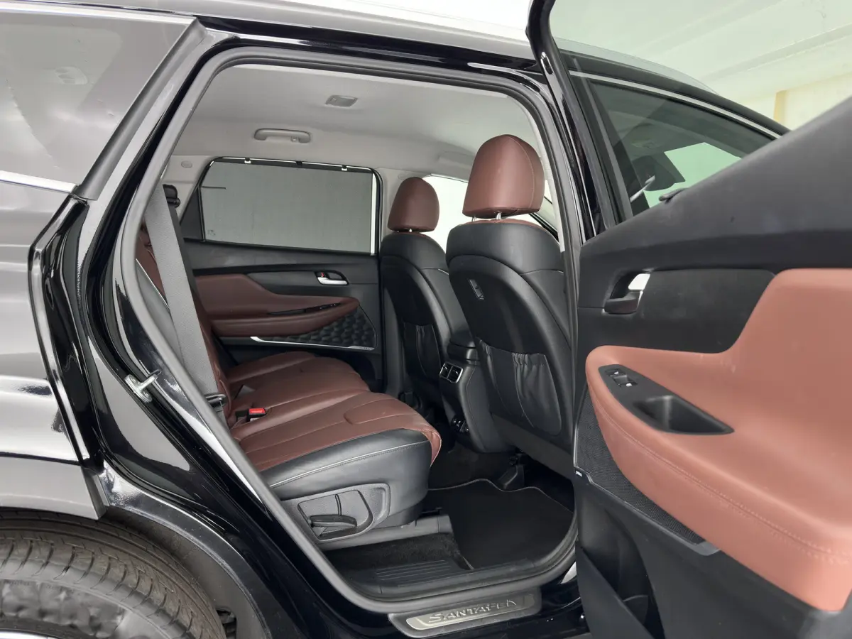 1.6 T-GDI PHEV Premium (Plug-in) (INCL-BTW) *HEAD-UP | LEATHER | FULL-LED | ADAPTIVE-CRUISE | TOP-VIEW | BLINDSPOT | MEMORY-PACK | DIGI-COCKPIT | SHIFTPADDLES | PRIVACYGLASS | NAVI-FULLMAP |