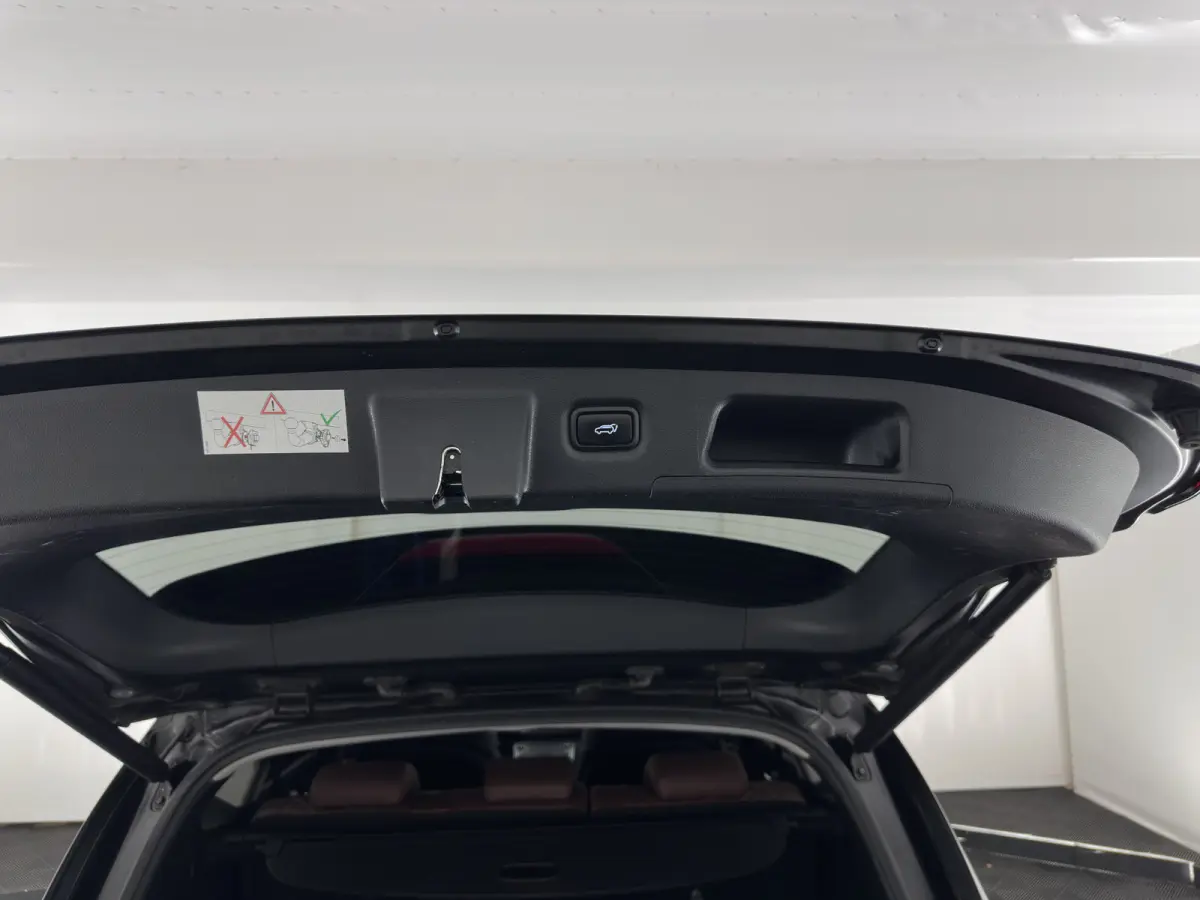 1.6 T-GDI PHEV Premium (Plug-in) (INCL-BTW) *HEAD-UP | LEATHER | FULL-LED | ADAPTIVE-CRUISE | TOP-VIEW | BLINDSPOT | MEMORY-PACK | DIGI-COCKPIT | SHIFTPADDLES | PRIVACYGLASS | NAVI-FULLMAP |