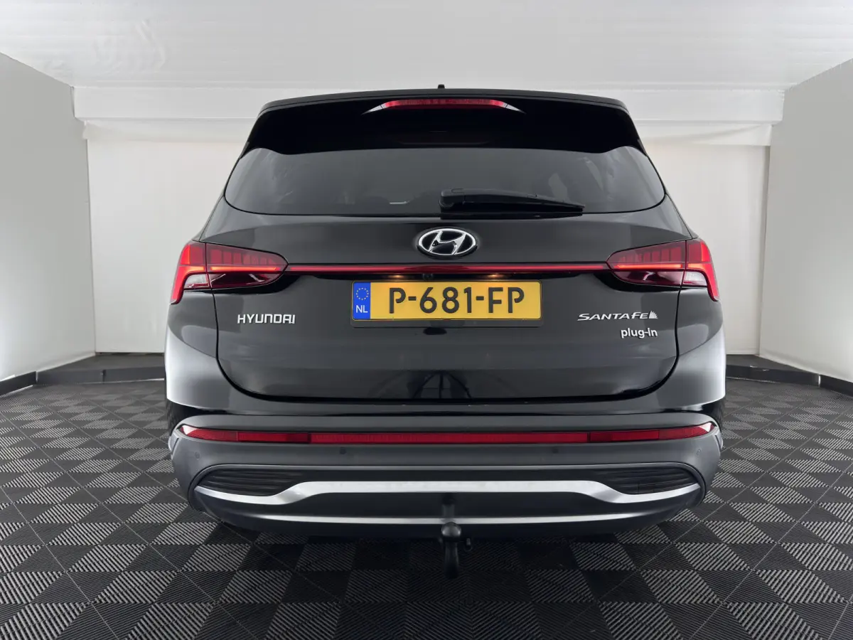 1.6 T-GDI PHEV Premium (Plug-in) (INCL-BTW) *HEAD-UP | LEATHER | FULL-LED | ADAPTIVE-CRUISE | TOP-VIEW | BLINDSPOT | MEMORY-PACK | DIGI-COCKPIT | SHIFTPADDLES | PRIVACYGLASS | NAVI-FULLMAP |
