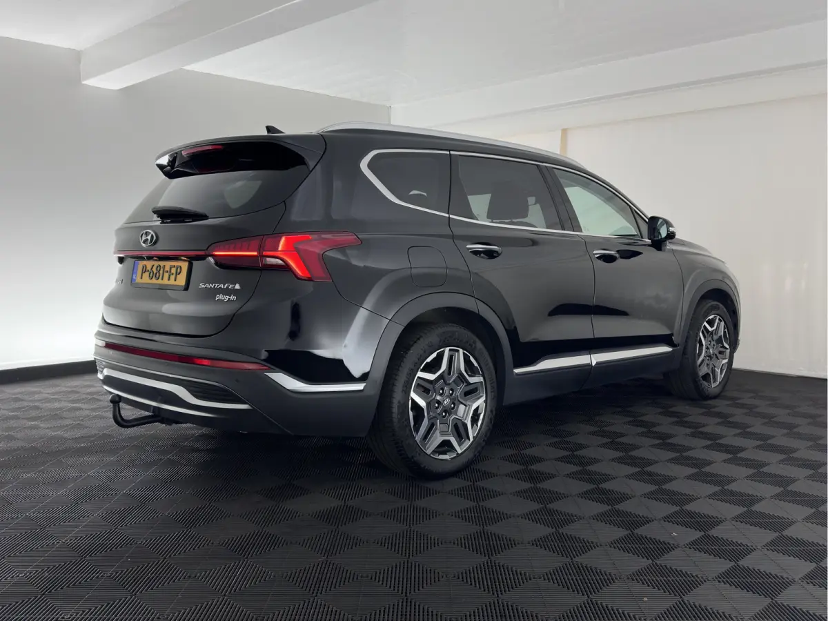 1.6 T-GDI PHEV Premium (Plug-in) (INCL-BTW) *HEAD-UP | LEATHER | FULL-LED | ADAPTIVE-CRUISE | TOP-VIEW | BLINDSPOT | MEMORY-PACK | DIGI-COCKPIT | SHIFTPADDLES | PRIVACYGLASS | NAVI-FULLMAP |
