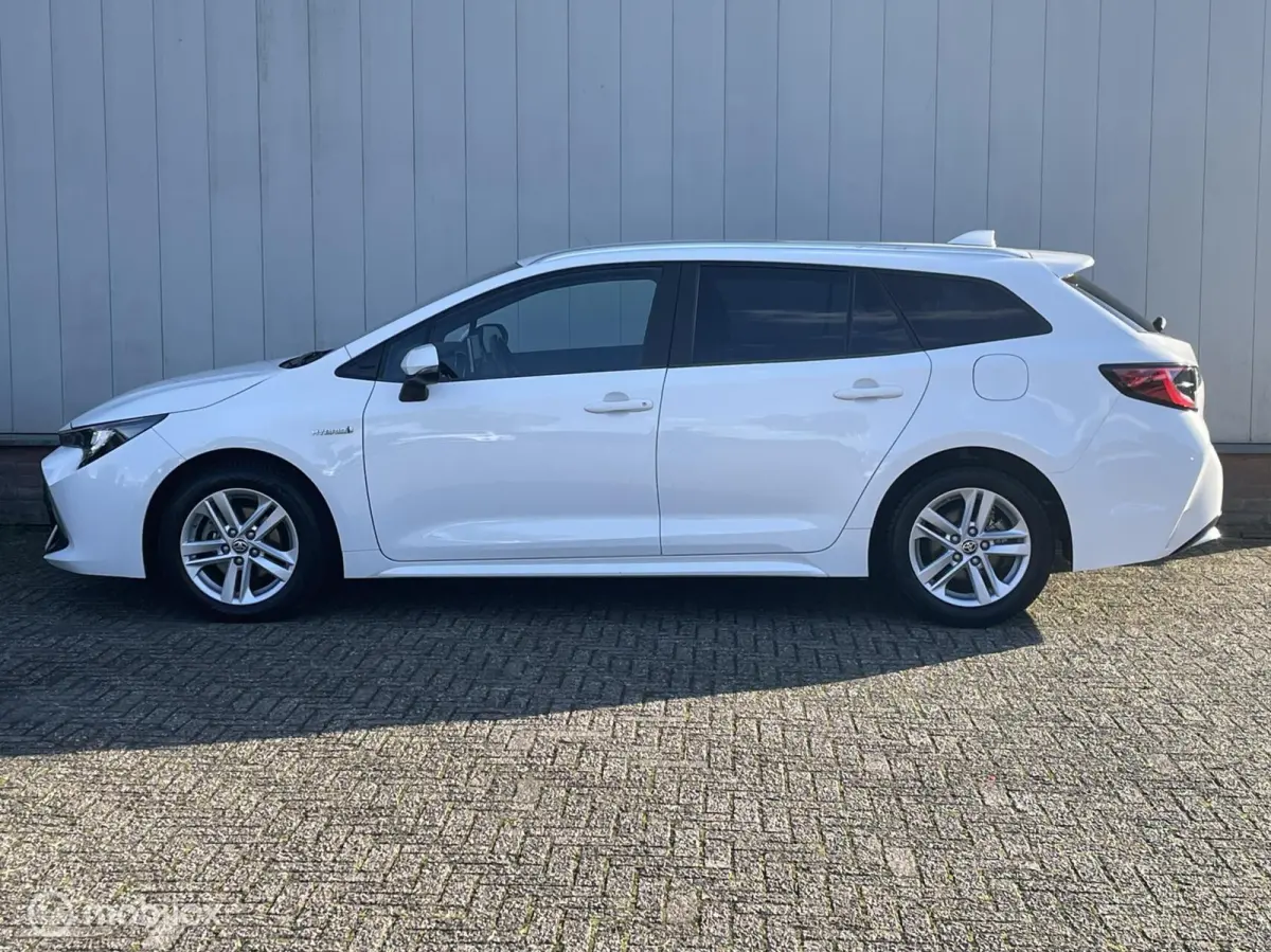 1.8 Hybrid Active |NL Auto |Camera |Navi |LED Koplampen & Achterlichten |Climate & Cruise control |Incl BTW |