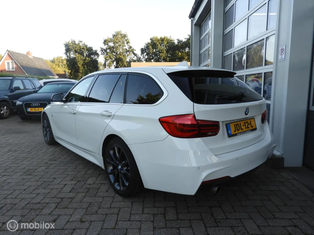 318i M-Pakket , Leder