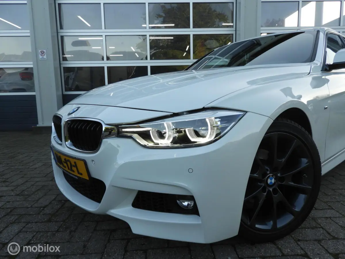 318i M-Pakket , Leder