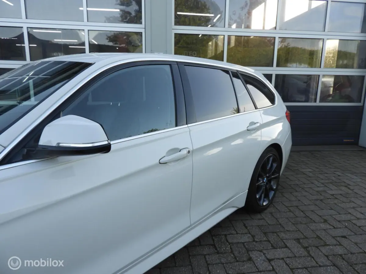 318i M-Pakket , Leder