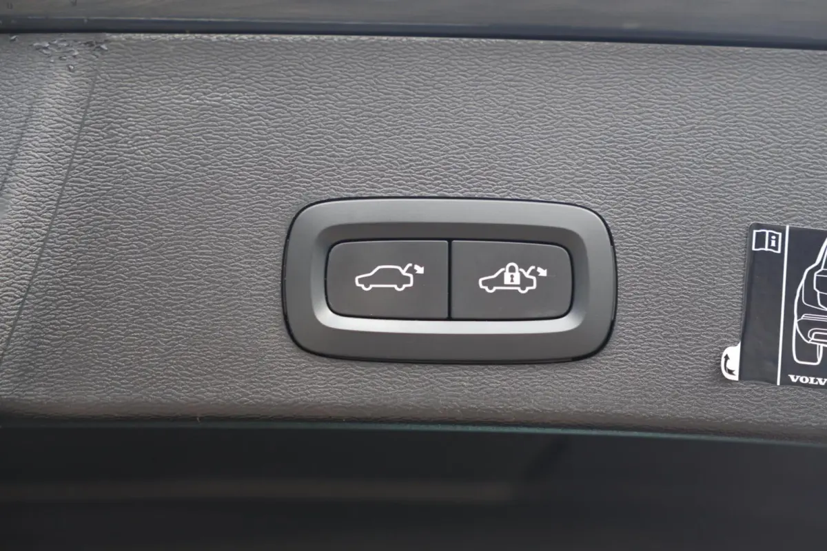T5 R-Design | Trekhaak | Parkeercamera | Keyless |