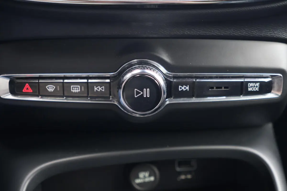T5 R-Design | Trekhaak | Parkeercamera | Keyless |