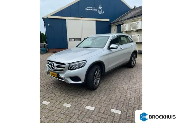250 4MATIC Premium Plus l Elekt. Stoel l Stoelverwarming l Full LED l Trekhaak l Navigatie l Camera l Adapt. Cr Control l