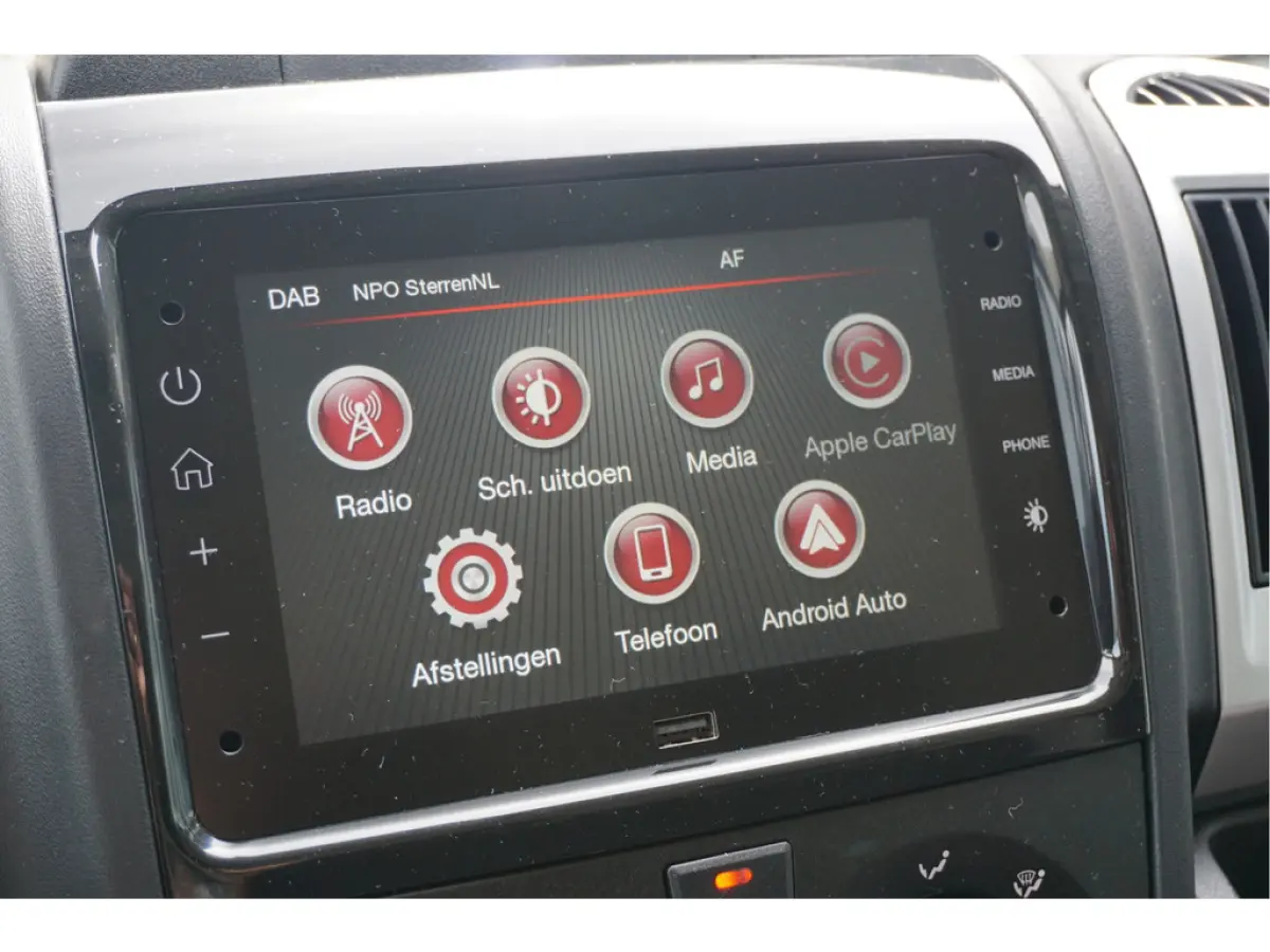 2.2 BlueHDi 140 L3H2 3.5t nr. V064 | Airco | Cruise | Apple CP + Android | Camera