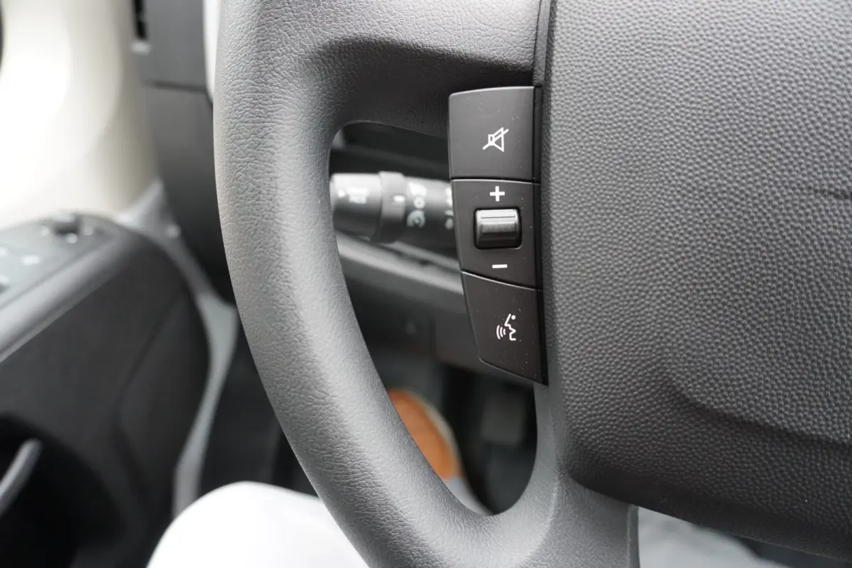 2.2 BlueHDi 140 L3H2 3.5t nr. V064 | Airco | Cruise | Apple CP + Android | Camera
