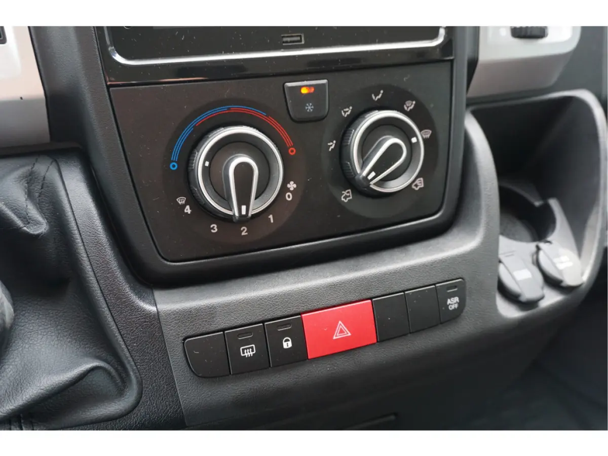 2.2 BlueHDi 140 L3H2 3.5t nr. V064 | Airco | Cruise | Apple CP + Android | Camera