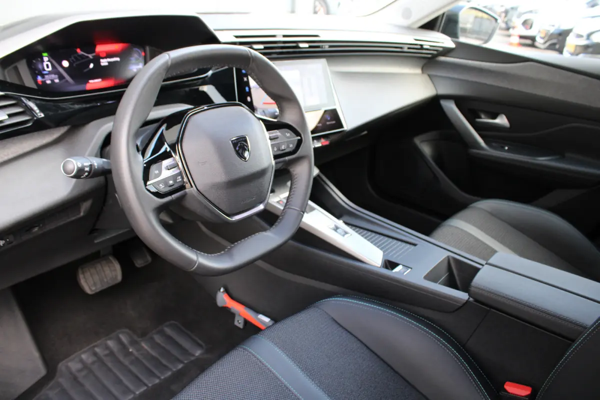 1.2 Hybrid 145 e-DCS6 Allure | Automaat | Navigatie | Camera | 19 Inch | Apple carplay | Origineel NL | Adaptieve cruise control |
