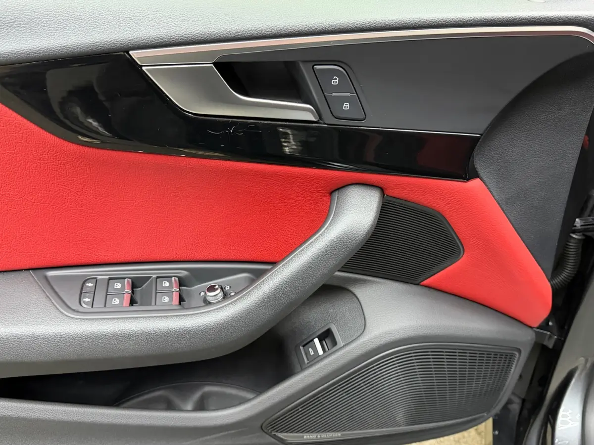 40 TFSI Sport S-line Edition Pano Leder Navi Clima Camera B&O Carplay 19"LM 240 PK!