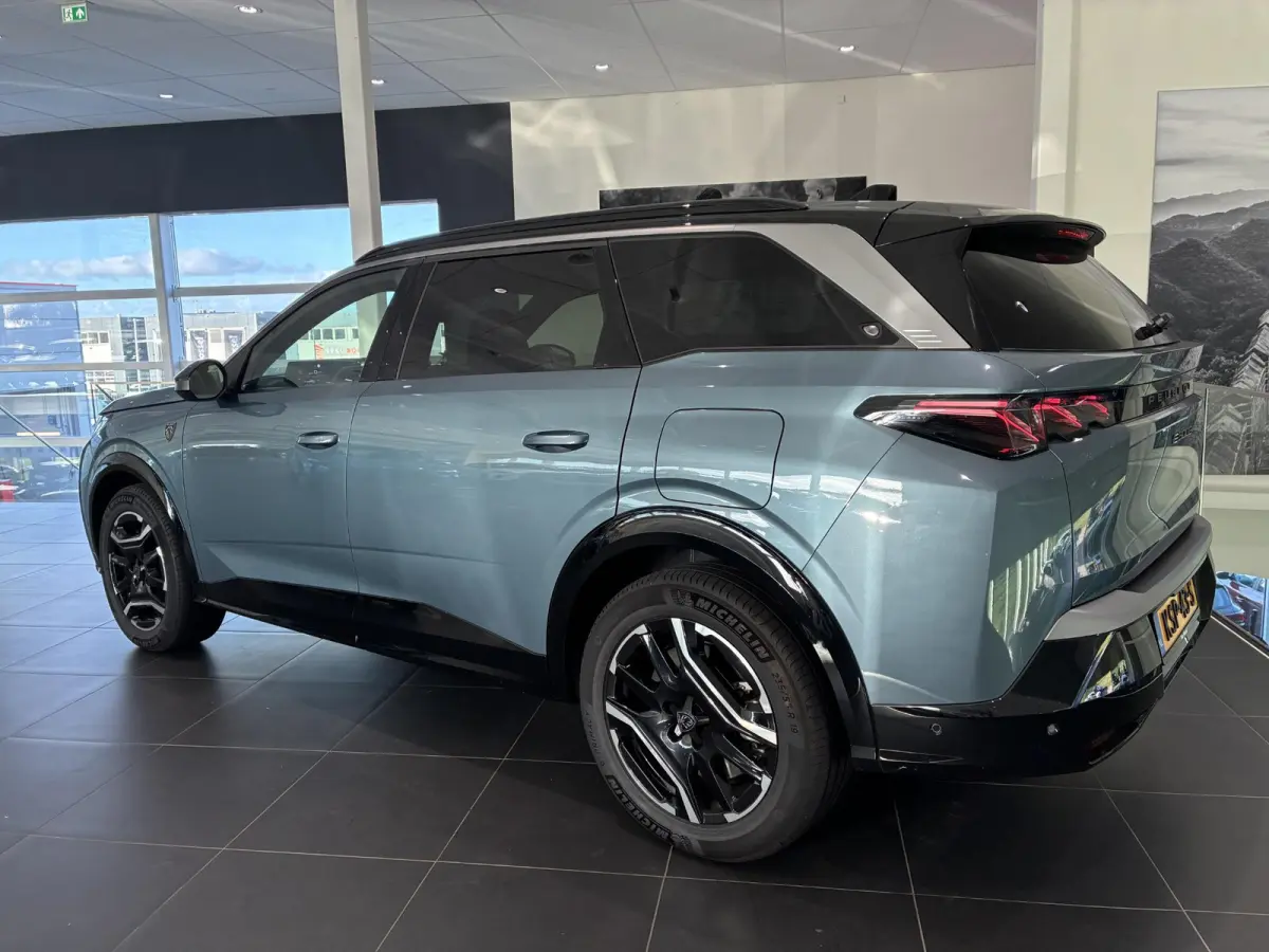 GT Exclusive 73 kWh 7p Schuifdak l Leder interieur l Elektrische stoelen l Massage stoelen