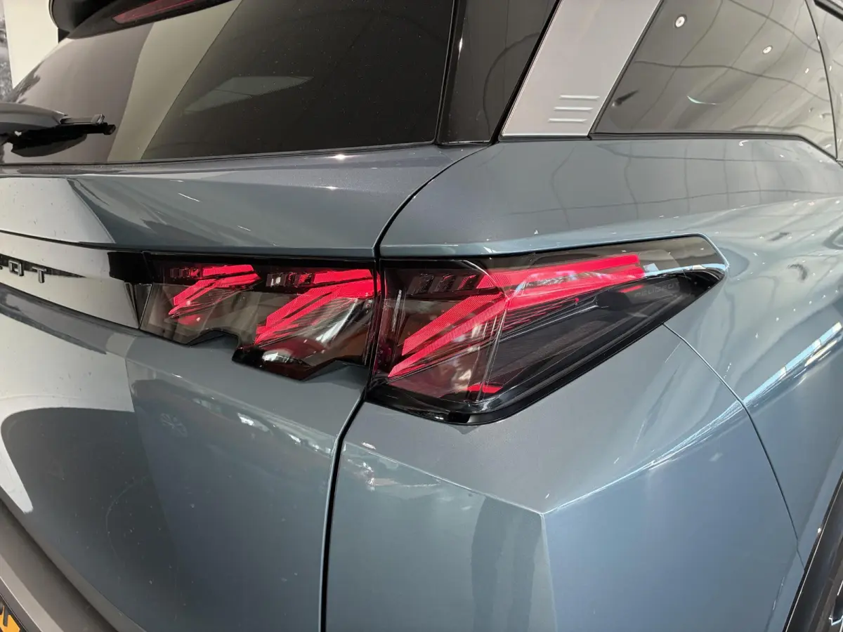 GT Exclusive 73 kWh 7p Schuifdak l Leder interieur l Elektrische stoelen l Massage stoelen