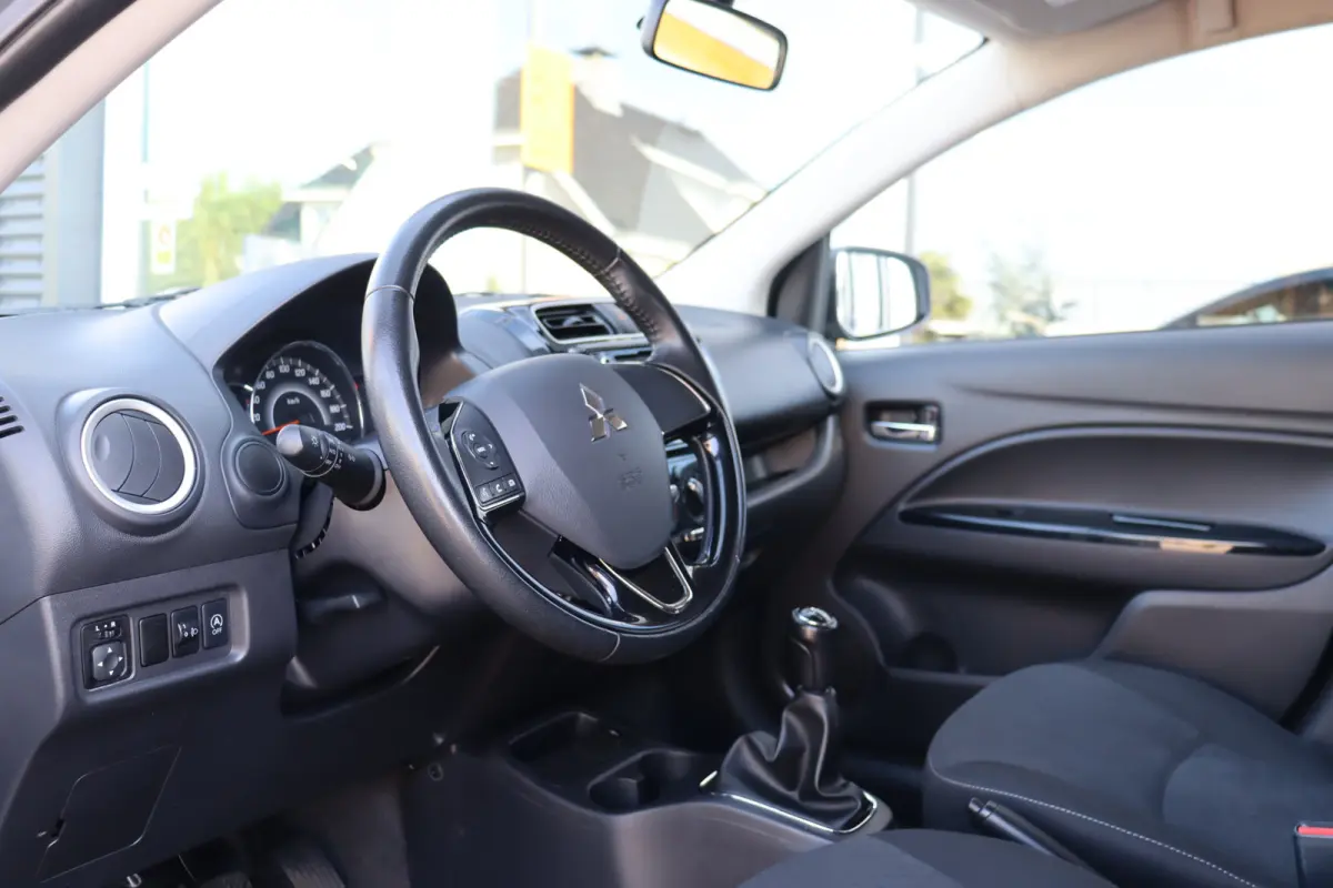 1.0 Active, Apple Carplay, Airco, Dealeronderhouden, Navi, LMV, Prijs Is Rijklaar Inclusief 6 Maanden Garantie