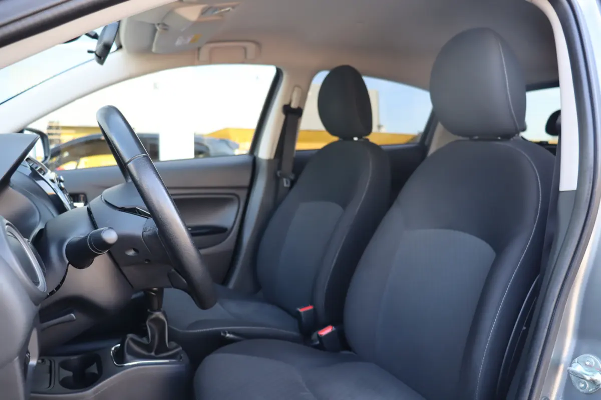 1.0 Active, Apple Carplay, Airco, Dealeronderhouden, Navi, LMV, Prijs Is Rijklaar Inclusief 6 Maanden Garantie