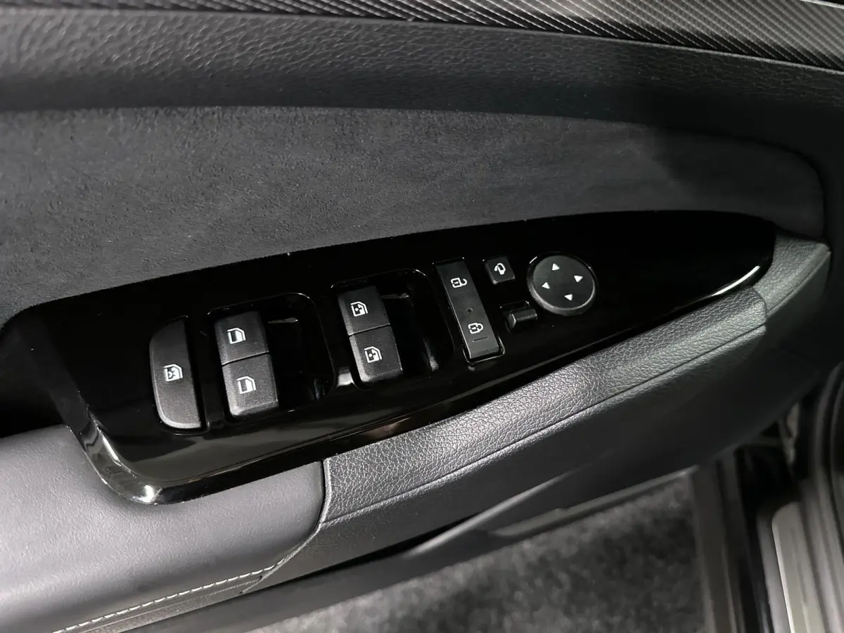 1.6 T-GDi Plug-in Hybrid AWD GT-PlusLine Automaat | Leder | SOH 100%