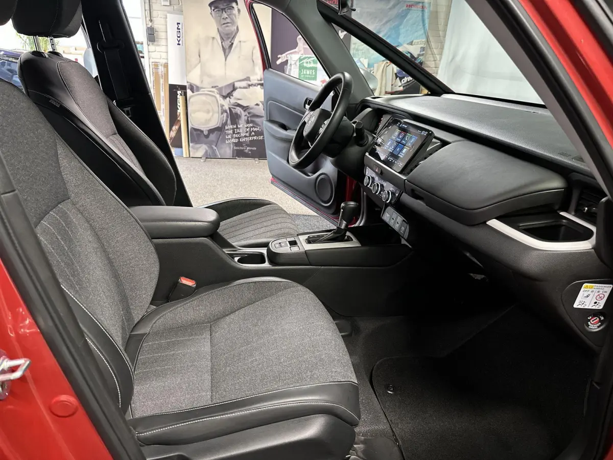 1.5 e:HEV Executive Automaat | Camera | Carplay