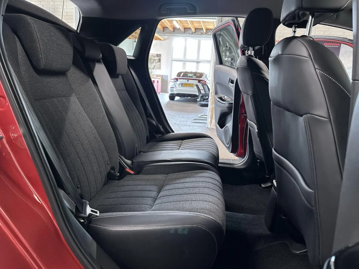 1.5 e:HEV Executive Automaat | Camera | Carplay