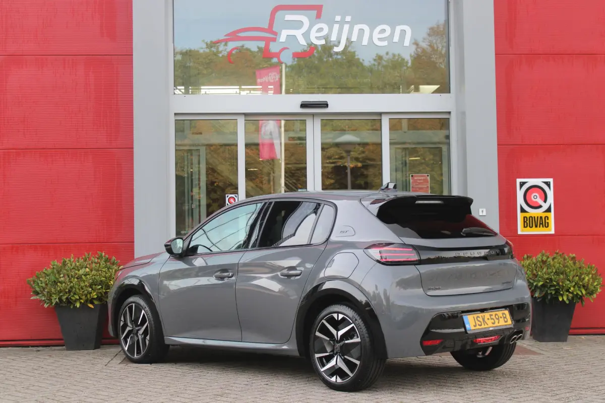 1.2 Hybrid 145PK AUTOMAAT GT PACK | ELEKTRISCH BEDIENBARE BESTUURDERSSTOEL MET MASSAGE FUNCTIE | ALCANTARA BEKLEDING | STOEL VERWARMING | CRUISE CONTROL | DAB+ RADIO | APPLE CARPLAY/ANDROID 