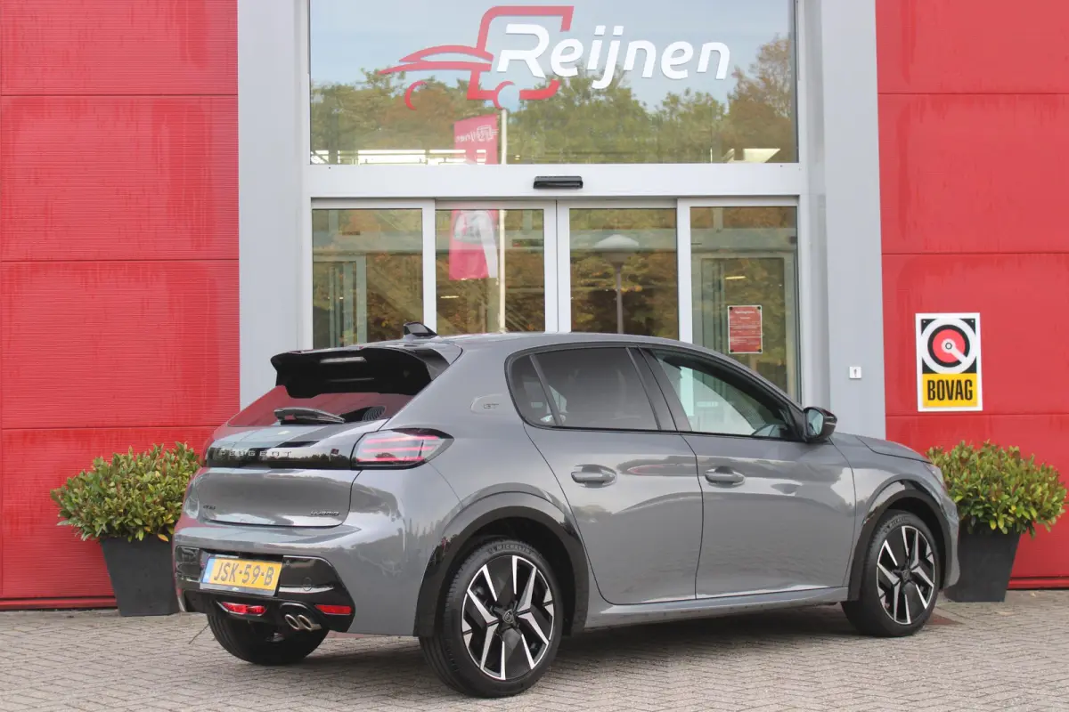 1.2 Hybrid 145PK AUTOMAAT GT PACK | ELEKTRISCH BEDIENBARE BESTUURDERSSTOEL MET MASSAGE FUNCTIE | ALCANTARA BEKLEDING | STOEL VERWARMING | CRUISE CONTROL | DAB+ RADIO | APPLE CARPLAY/ANDROID 