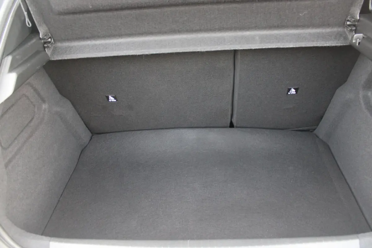 1.2 Hybrid 145PK AUTOMAAT GT PACK | ELEKTRISCH BEDIENBARE BESTUURDERSSTOEL MET MASSAGE FUNCTIE | ALCANTARA BEKLEDING | STOEL VERWARMING | CRUISE CONTROL | DAB+ RADIO | APPLE CARPLAY/ANDROID 