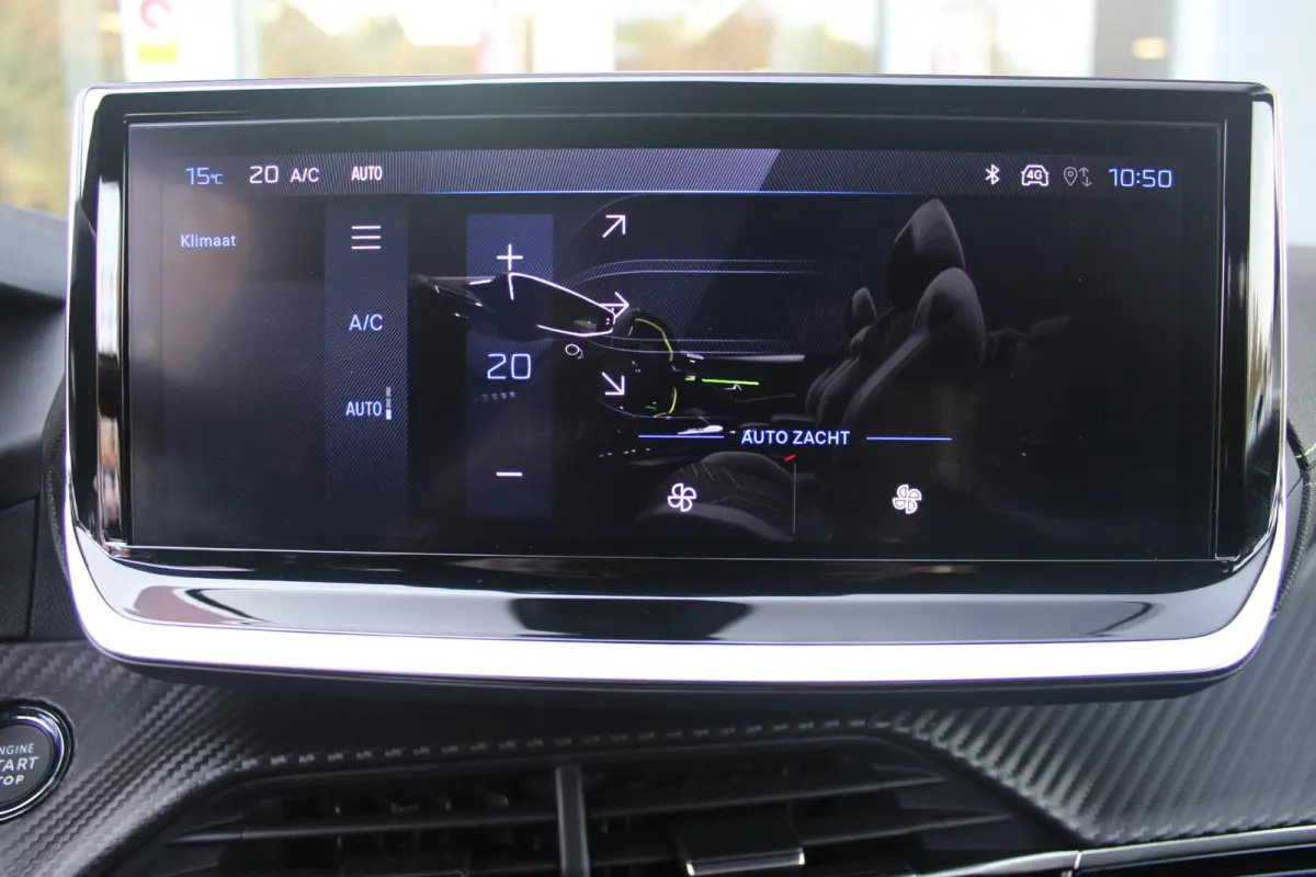 1.2 Hybrid 145PK AUTOMAAT GT PACK | ELEKTRISCH BEDIENBARE BESTUURDERSSTOEL MET MASSAGE FUNCTIE | ALCANTARA BEKLEDING | STOEL VERWARMING | CRUISE CONTROL | DAB+ RADIO | APPLE CARPLAY/ANDROID 
