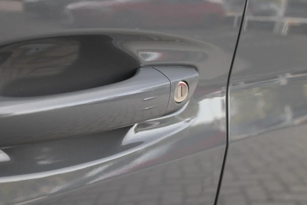 1.2 Hybrid 145PK AUTOMAAT GT PACK | ELEKTRISCH BEDIENBARE BESTUURDERSSTOEL MET MASSAGE FUNCTIE | ALCANTARA BEKLEDING | STOEL VERWARMING | CRUISE CONTROL | DAB+ RADIO | APPLE CARPLAY/ANDROID 