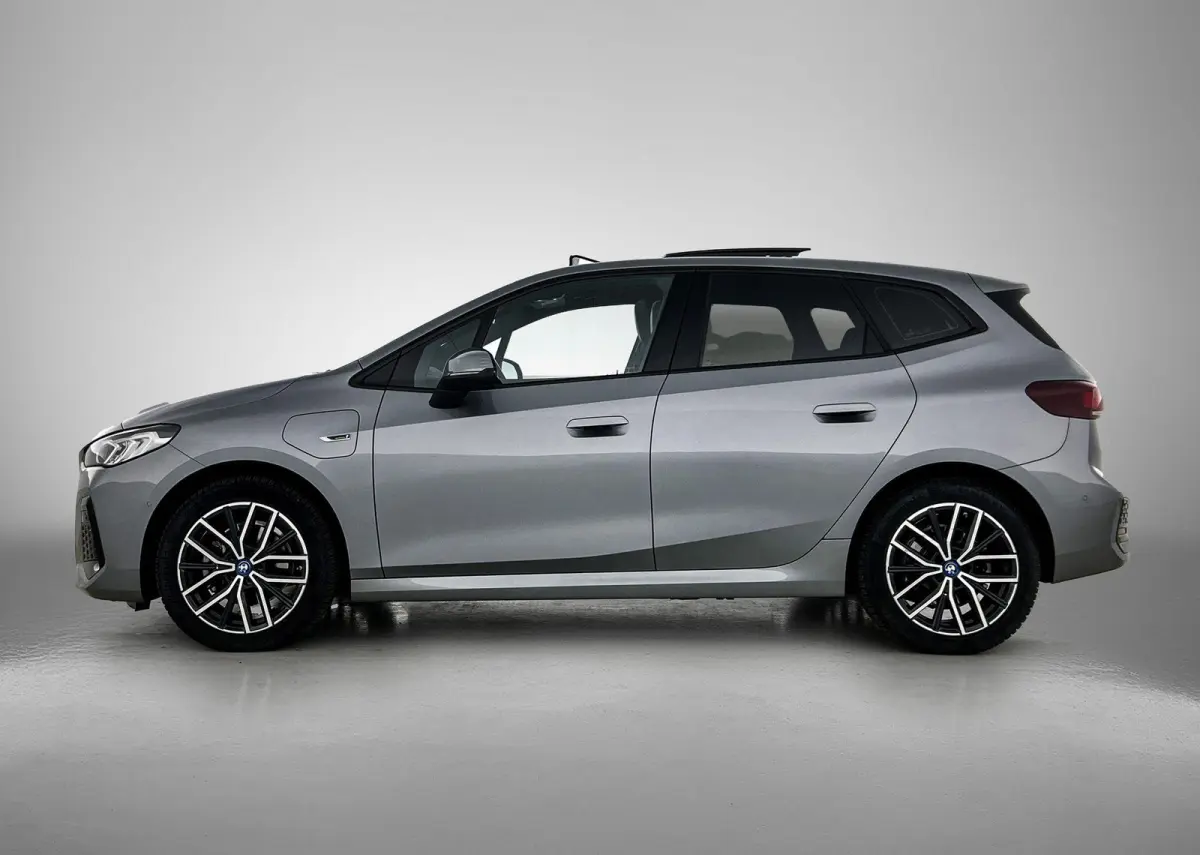 225e xDrive M-SPORT | PANO | SHADOW-LINE | CAMERA
