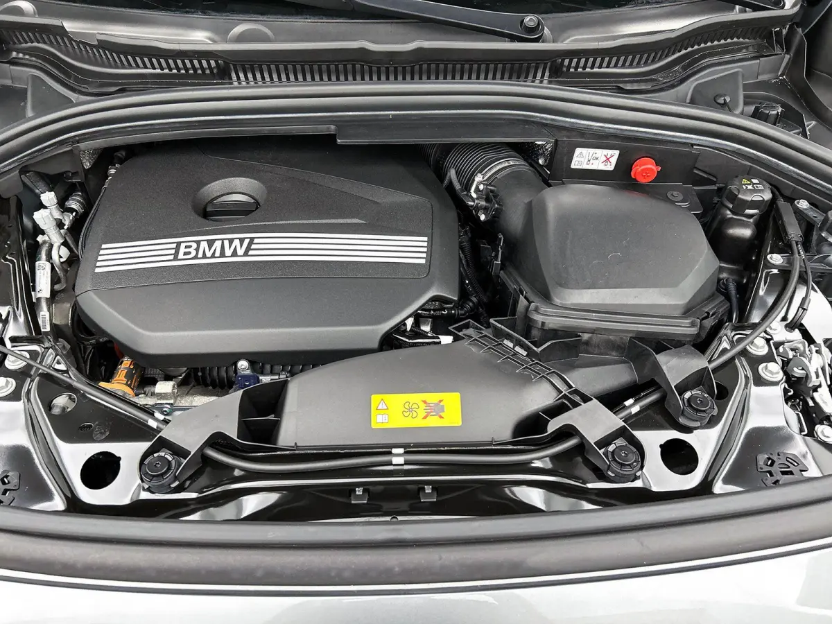 225e xDrive M-SPORT | PANO | SHADOW-LINE | CAMERA