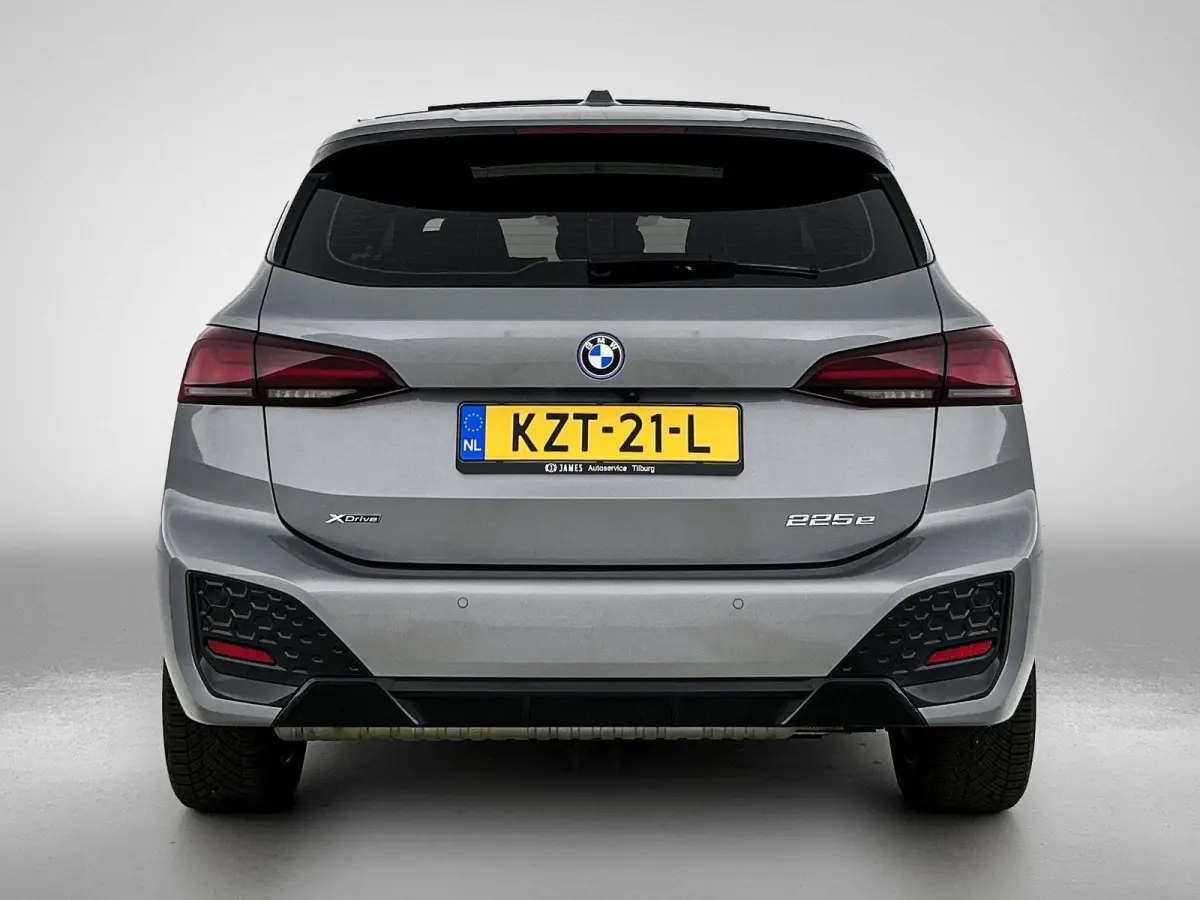 225e xDrive M-SPORT | PANO | SHADOW-LINE | CAMERA