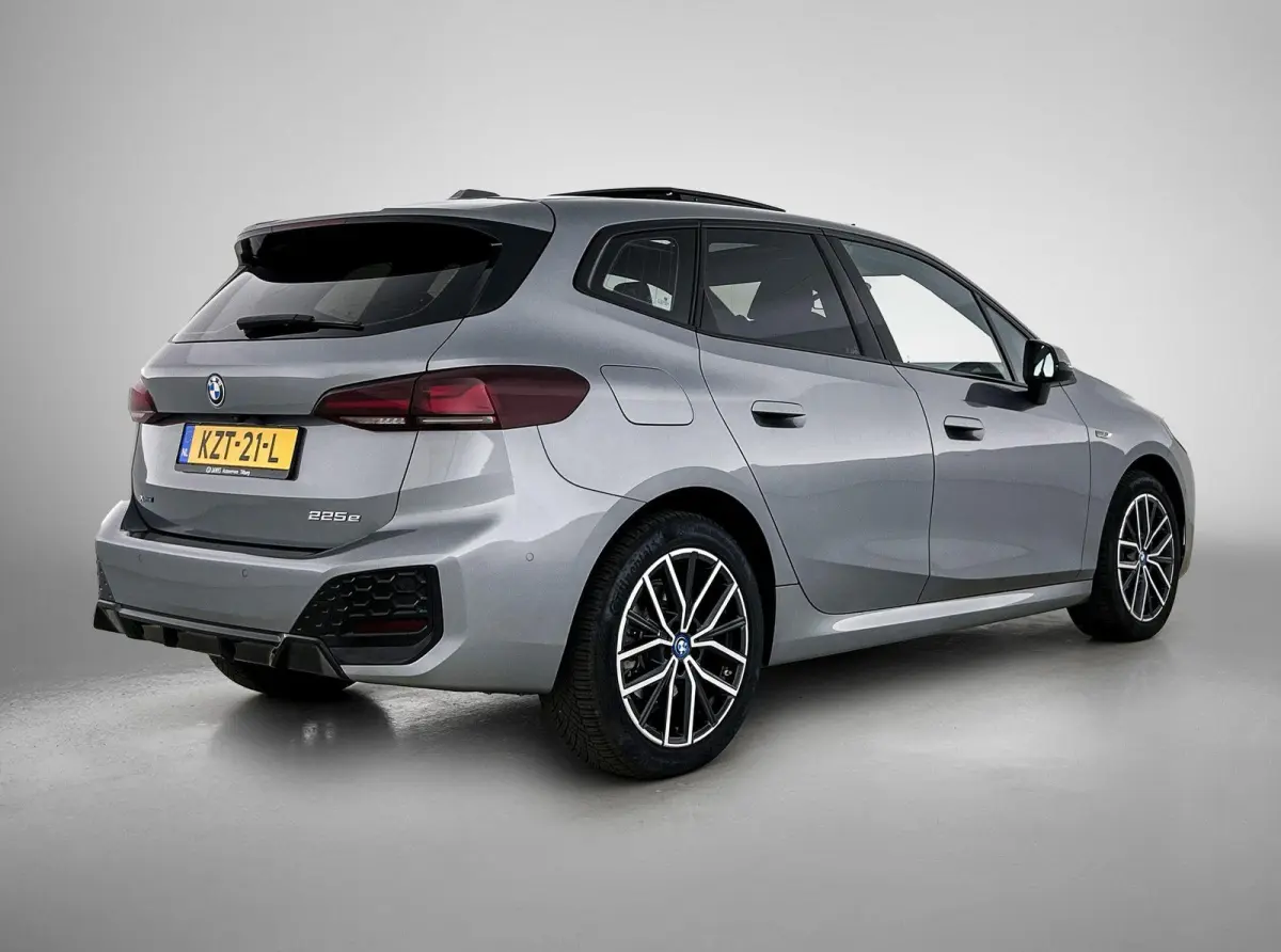 225e xDrive M-SPORT | PANO | SHADOW-LINE | CAMERA