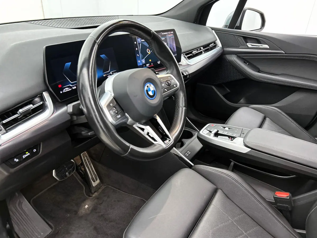 225e xDrive M-SPORT | PANO | SHADOW-LINE | CAMERA