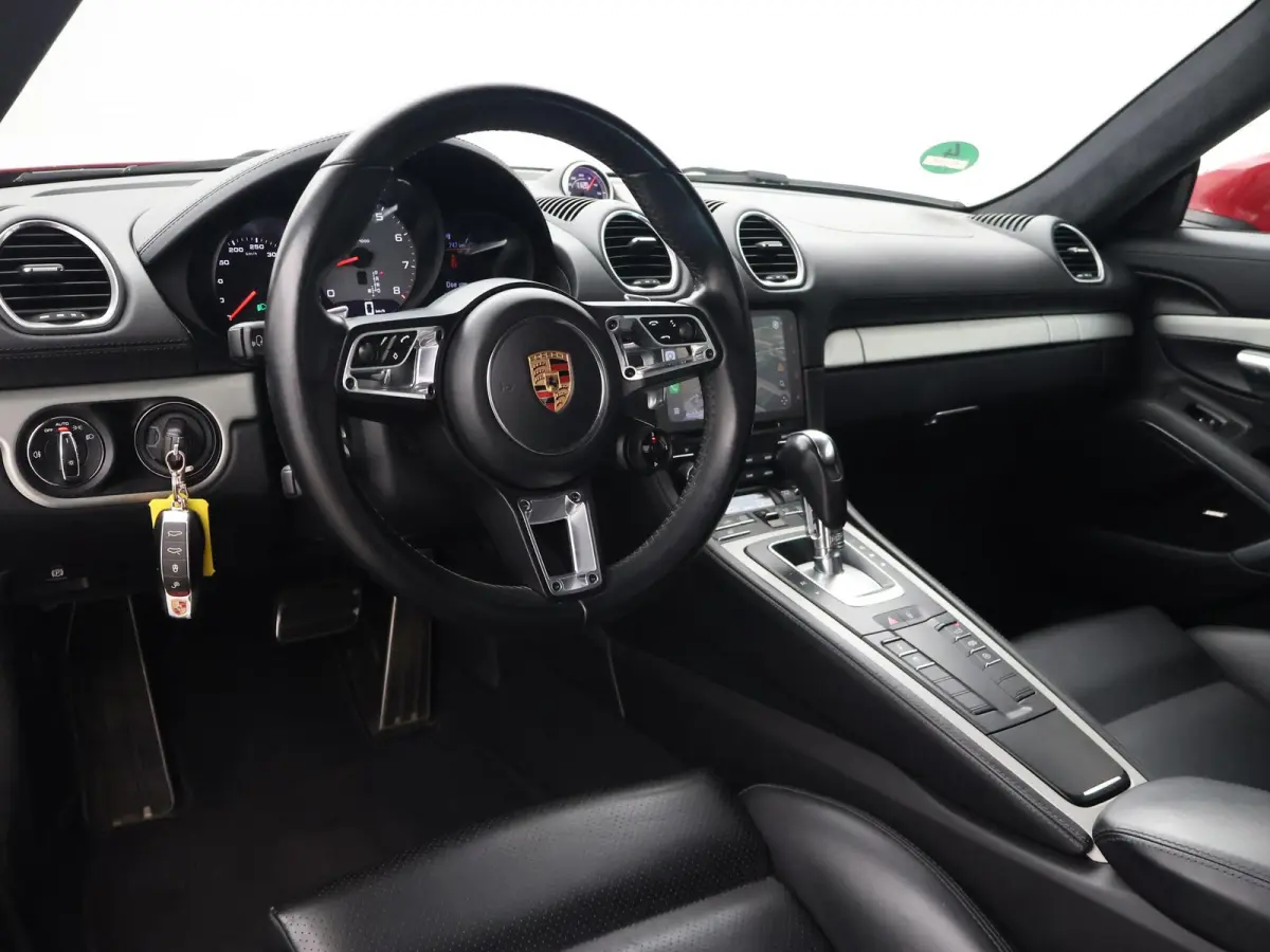 S 2.5 350 PK PDK KARMIJNROOD ORIG. NL | 20 INCH | CARPLAY | PASM | BOSE | CAMERA