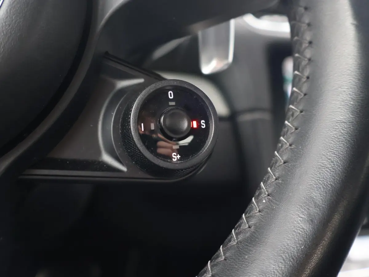 S 2.5 350 PK PDK KARMIJNROOD ORIG. NL | 20 INCH | CARPLAY | PASM | BOSE | CAMERA
