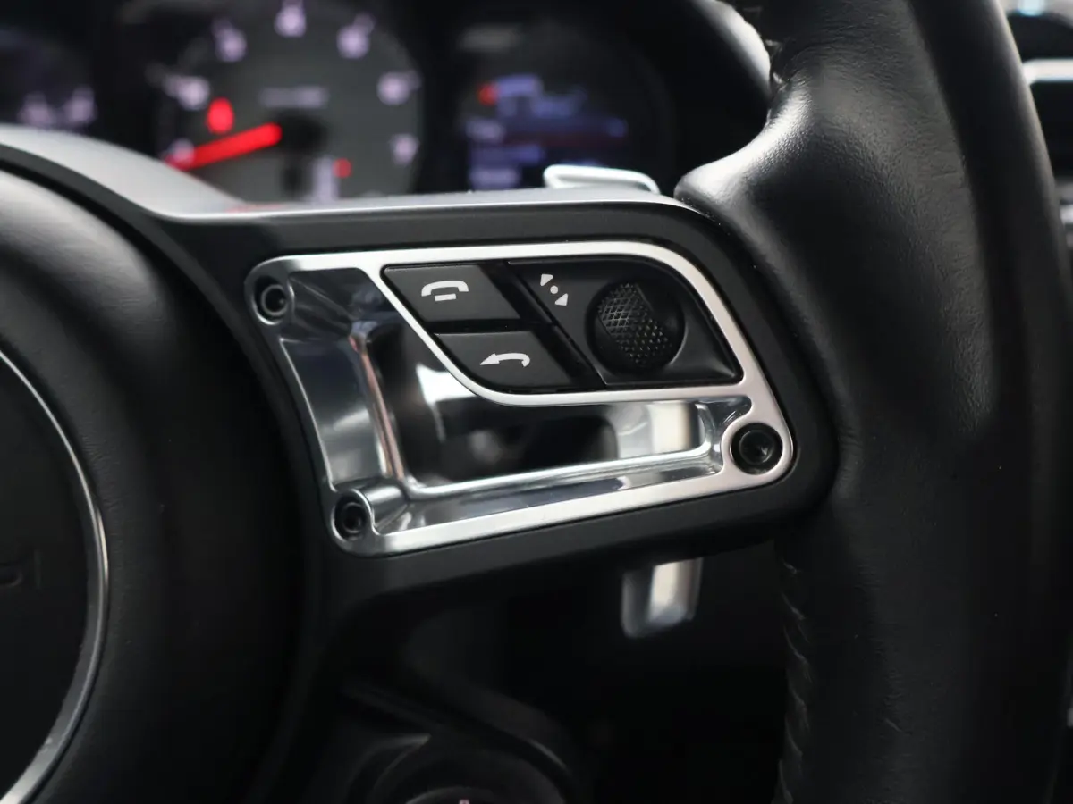S 2.5 350 PK PDK KARMIJNROOD ORIG. NL | 20 INCH | CARPLAY | PASM | BOSE | CAMERA