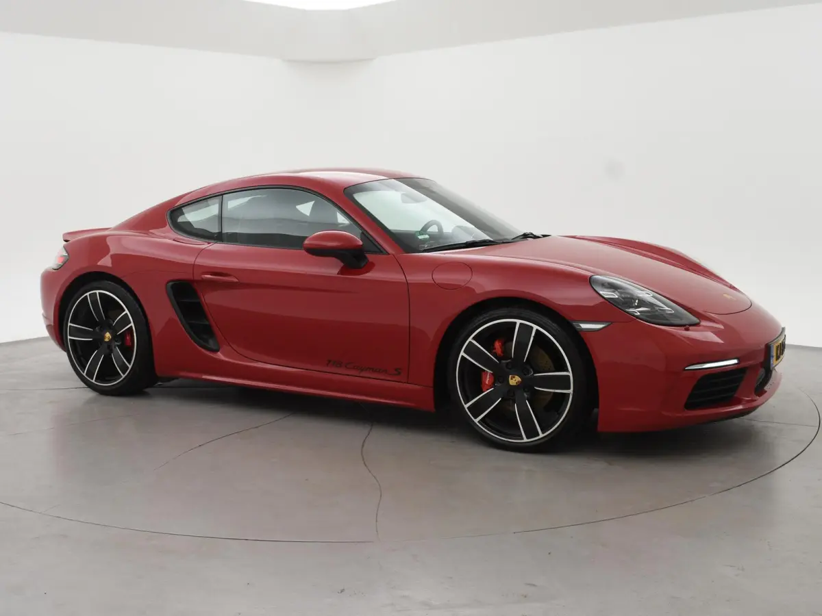 S 2.5 350 PK PDK KARMIJNROOD ORIG. NL | 20 INCH | CARPLAY | PASM | BOSE | CAMERA