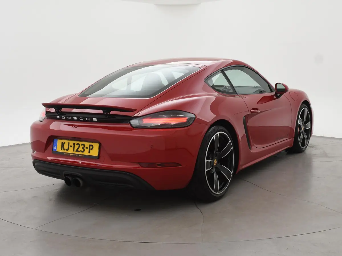 S 2.5 350 PK PDK KARMIJNROOD ORIG. NL | 20 INCH | CARPLAY | PASM | BOSE | CAMERA