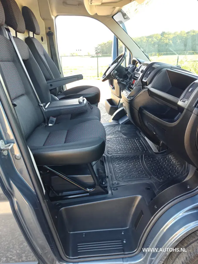 333 2.2 BlueHDi 165 PK L3H2 Premium, 1e Eig , euro 6, cruise , camera , navi , apk 10- 2027 , NW motor bij 118000 km