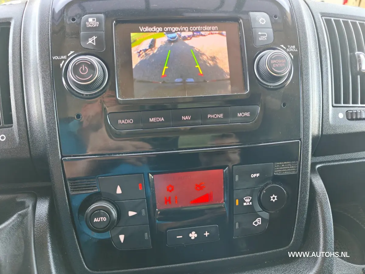 333 2.2 BlueHDi 165 PK L3H2 Premium, 1e Eig , euro 6, cruise , camera , navi , apk 10- 2027 , NW motor bij 118000 km
